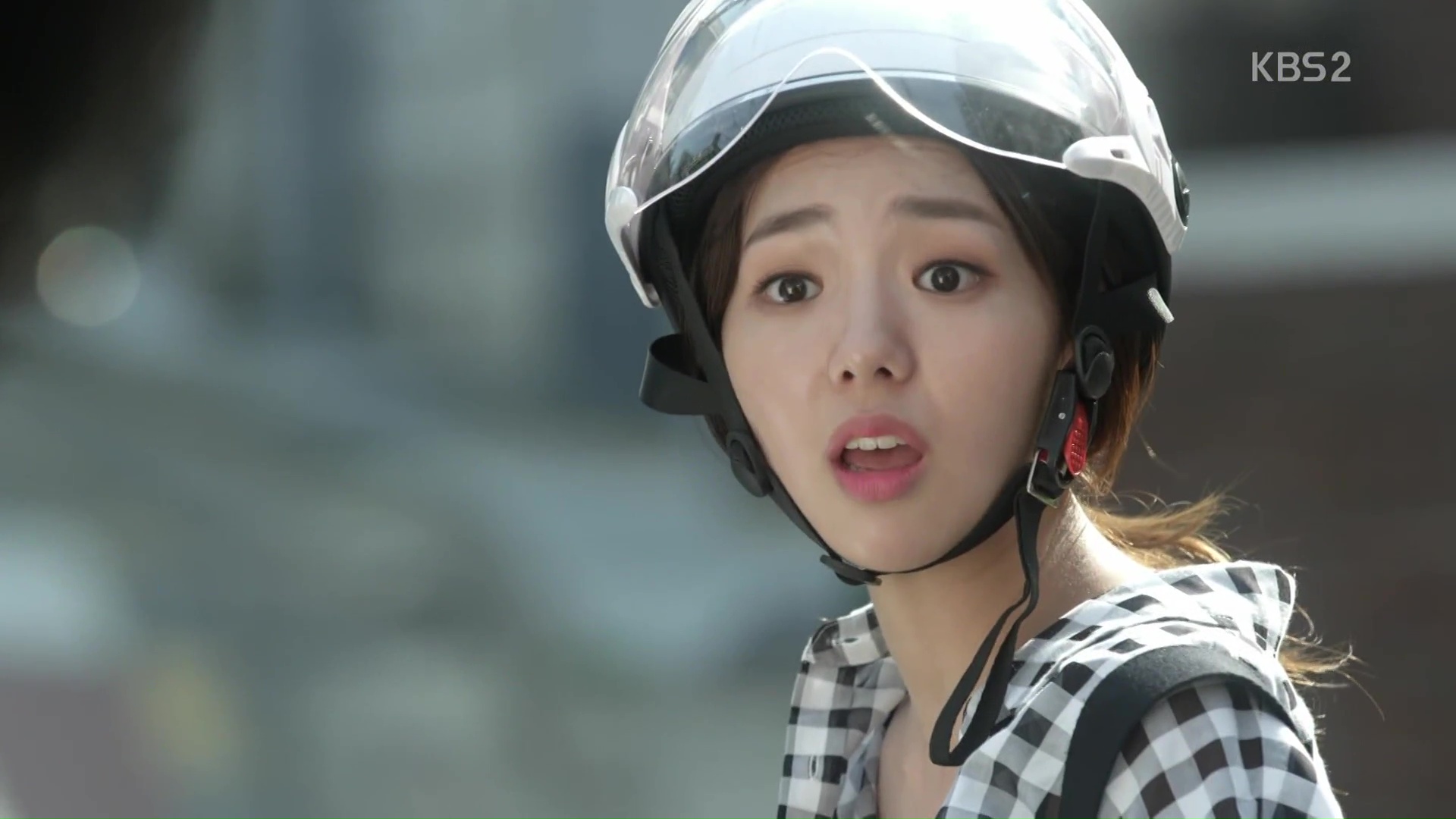 Good Ol' Review: Go Kyung Pyo and Chae Soo Bin Are Irresistible in  Inspiring, Fun Strongest Deliveryman 